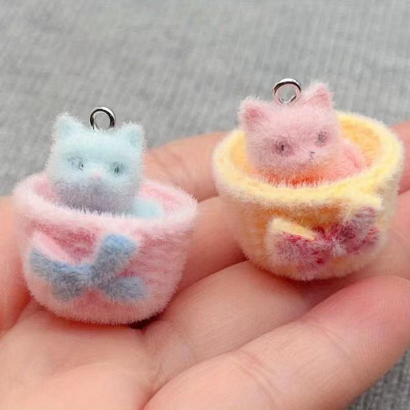 Resin Art Jewellery Kit - 4 pendenti a forma di gatto