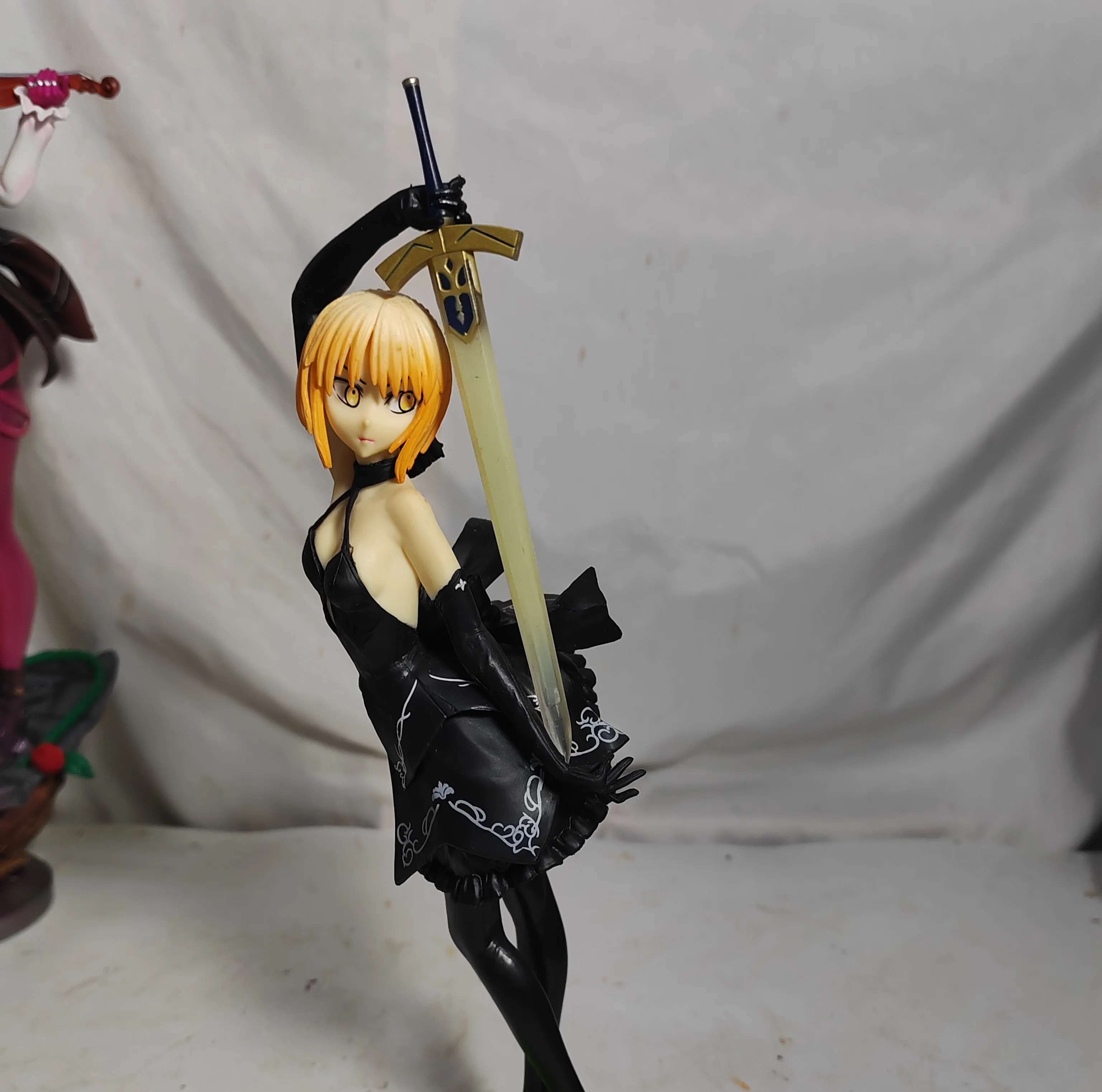 Statuetta Anime Saber Fate/Gra - Resin Art Order recensione e prezzo
