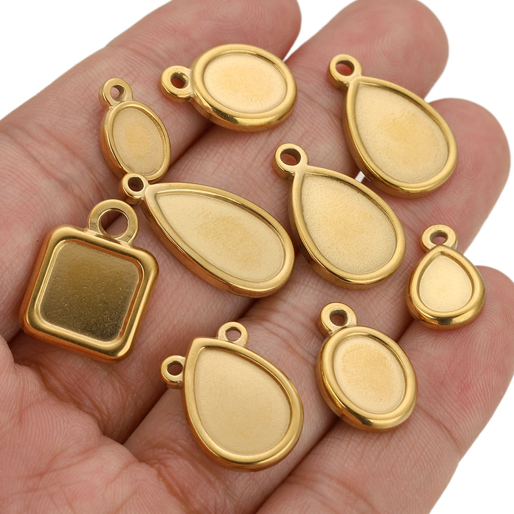 5 Pezzi Base per Ciondoli in A - Resin Art Jewellery Kit recensione e prezzo
