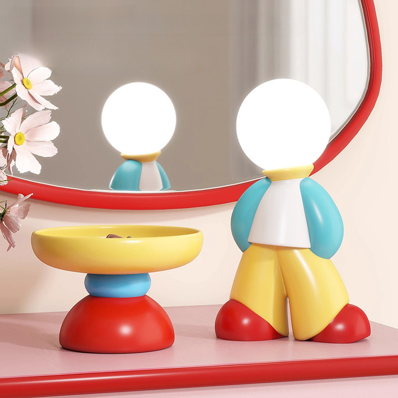 Statua di personaggio creativo - Resin Art For Anniversary Gift recensione e prezzo